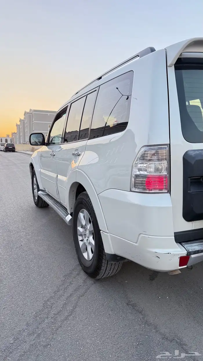 مستبيشي باجيرو 2010 17