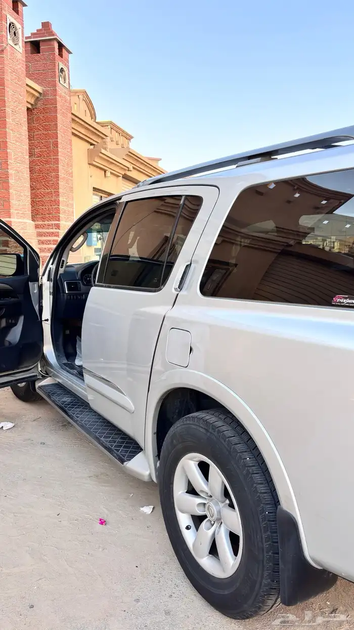 نيسان ارماده 2011 8