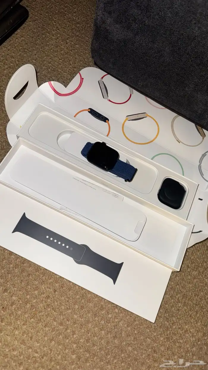 ابل واتش الجيل 8 تم البييع 3