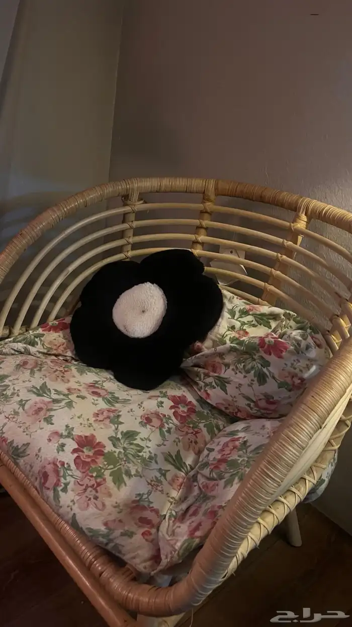 كرسي من ايكيا 2