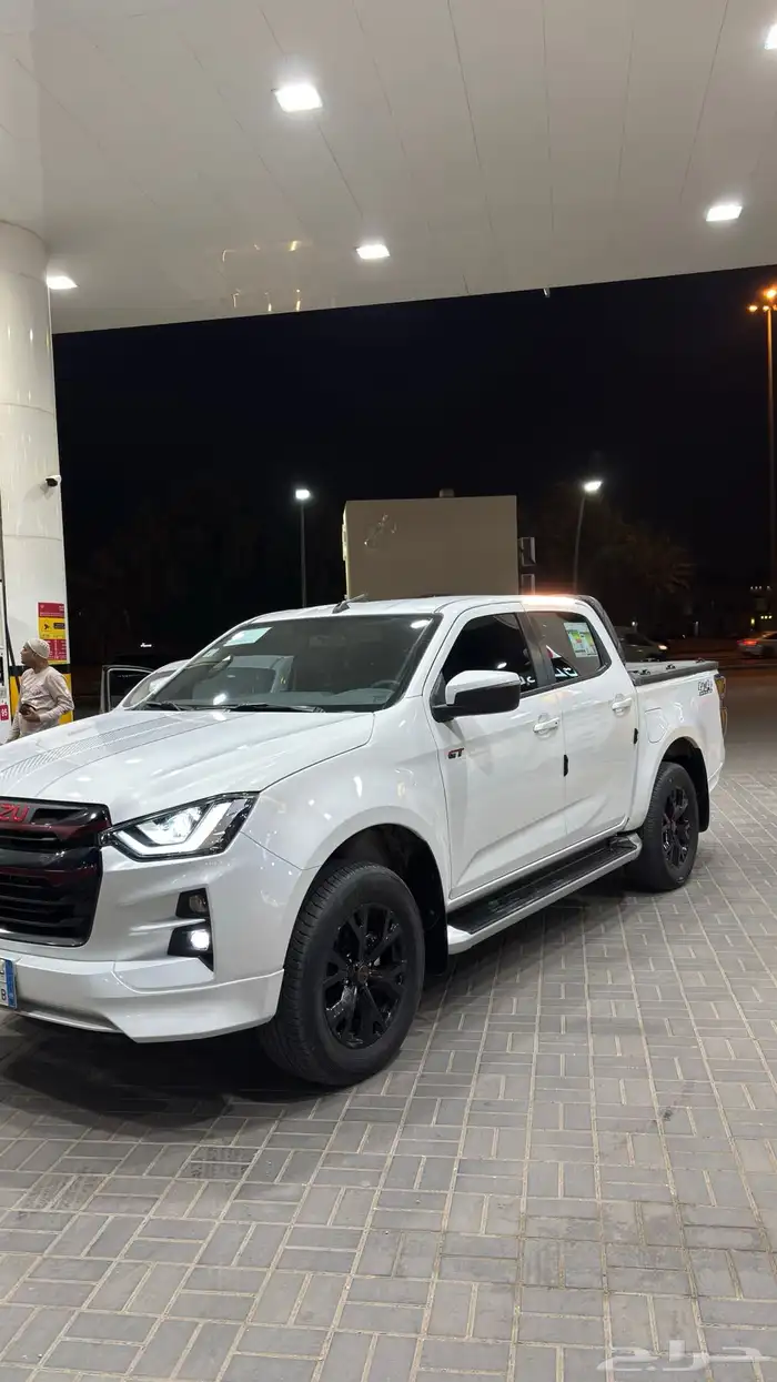 جيتي 2023 شبه الجديد 0