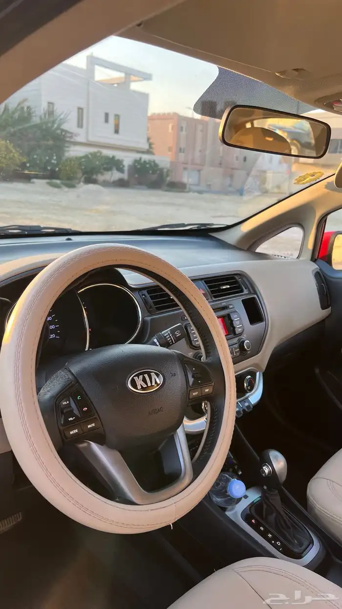 للبيع كيا ريو 2015 5