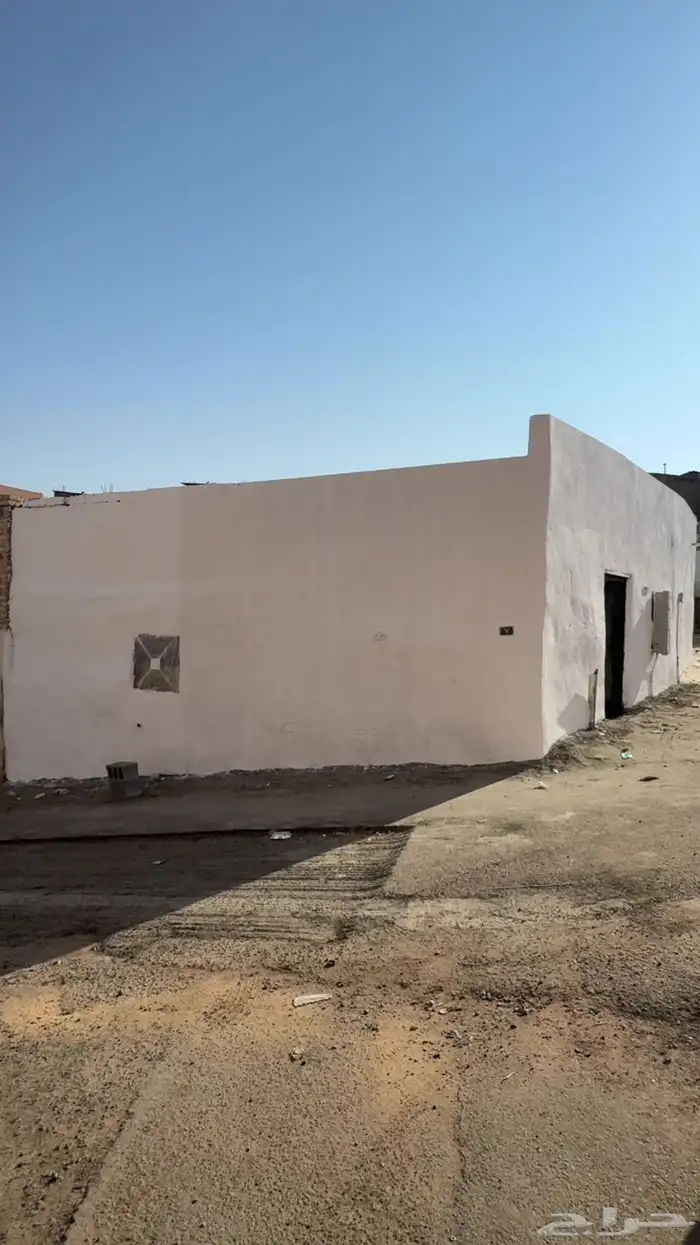 للبيع بيت شعبي انا المالك بصك يبعد عن الحرم 2 كيلو ب295 الف 19