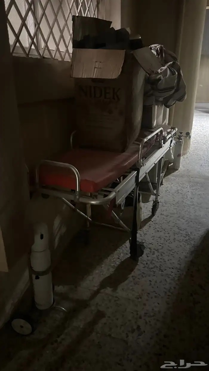 سرير ارامكو وملحقات اخرى ( اسطوانات غاز والخ . ) 8