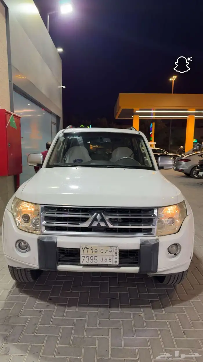 مستبيشي باجيرو 2010 40