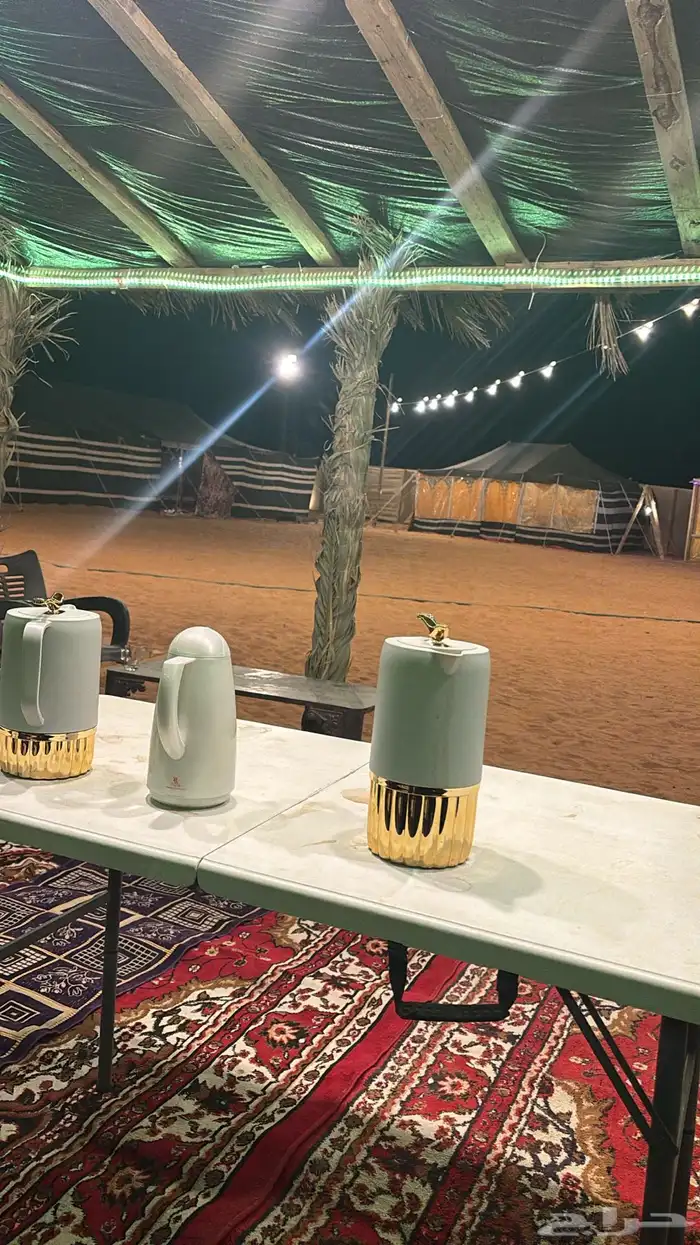 الشتاء والحطب والمطر في المخيم مع الأصدقاء 1