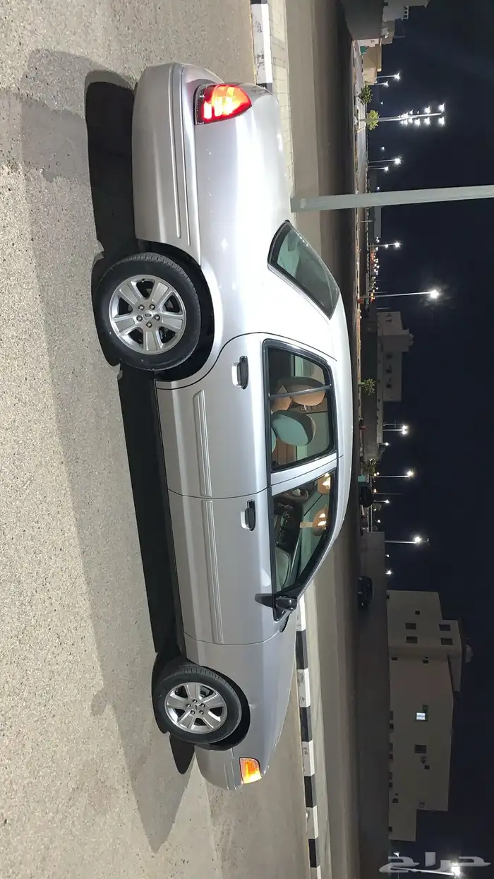 فورد فكتوريا سمنتي 2011 1