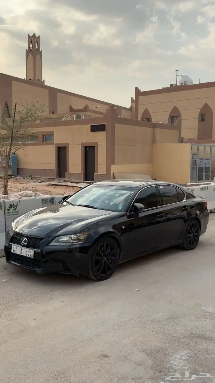 لكزس gs 350 f 9