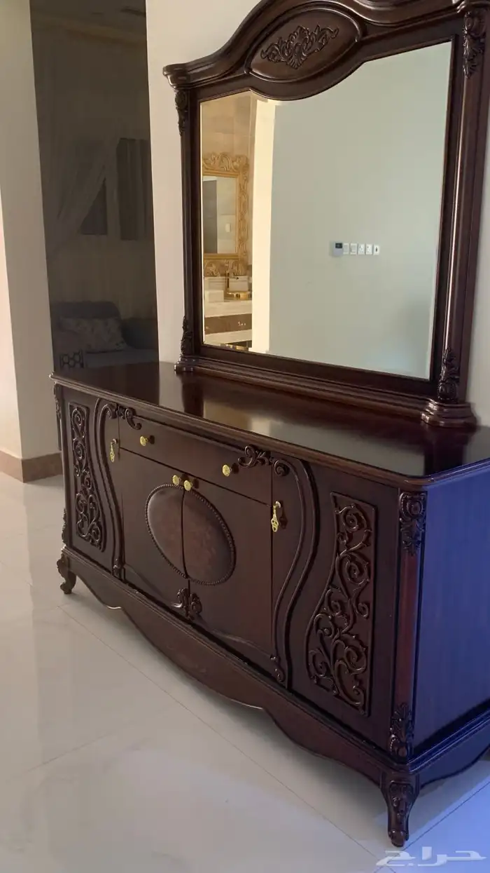 طاولة طعام 0