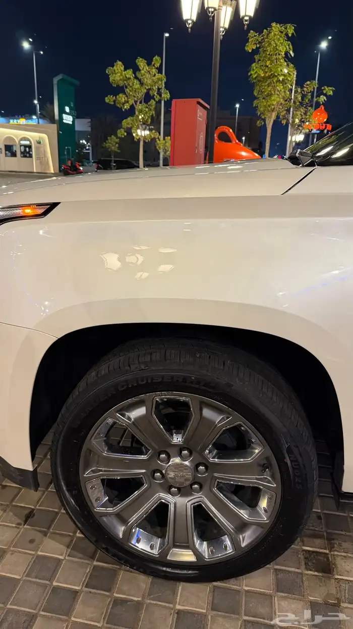 للبيع يوكن دينالي 2015 دبل لون لؤلؤي 19