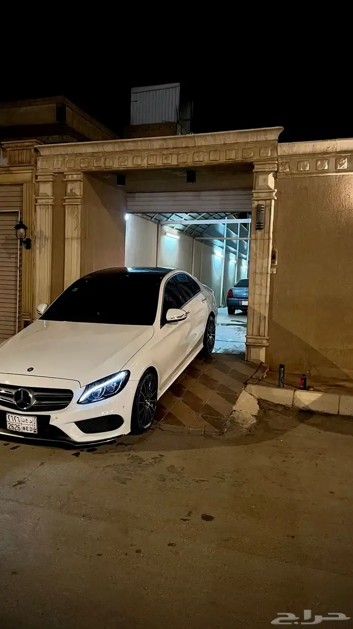 مرسيدس c200 2015 8