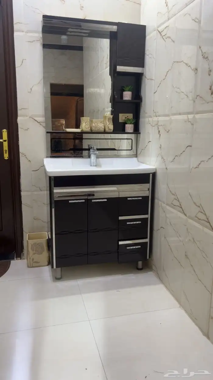 مغسله لون بني 4ارفف استخدام بسيط 1