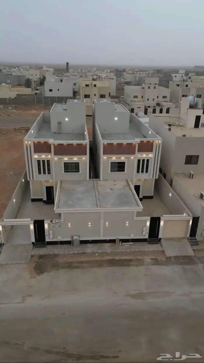 للبيع فيلا مميزة بحي المستقبل المجمعة 0