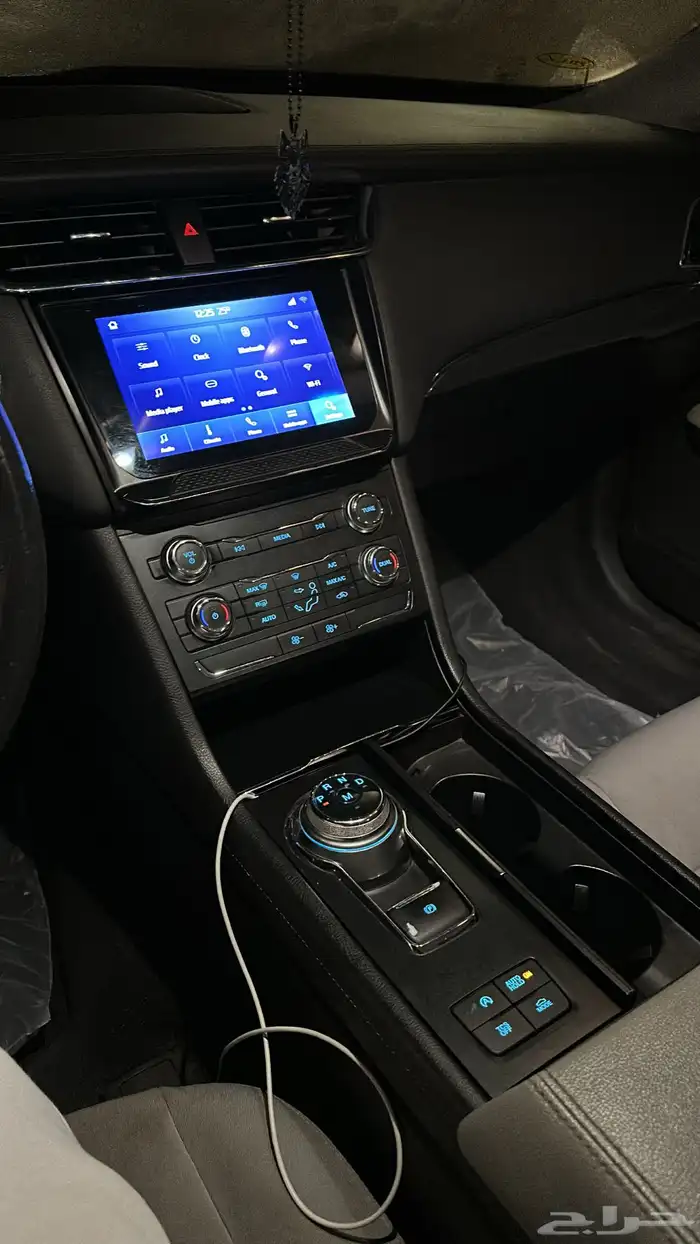 فورد تورس 2021 ستاندر 7