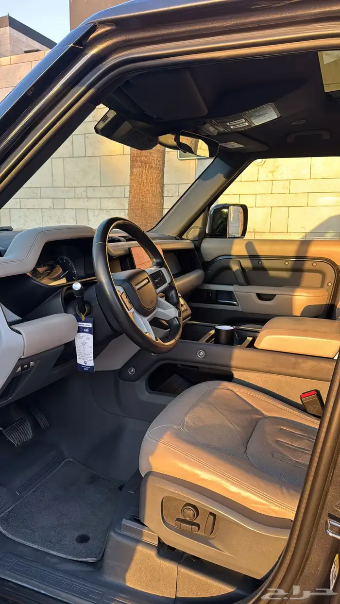 ديفندر 2023 كاربثين 6