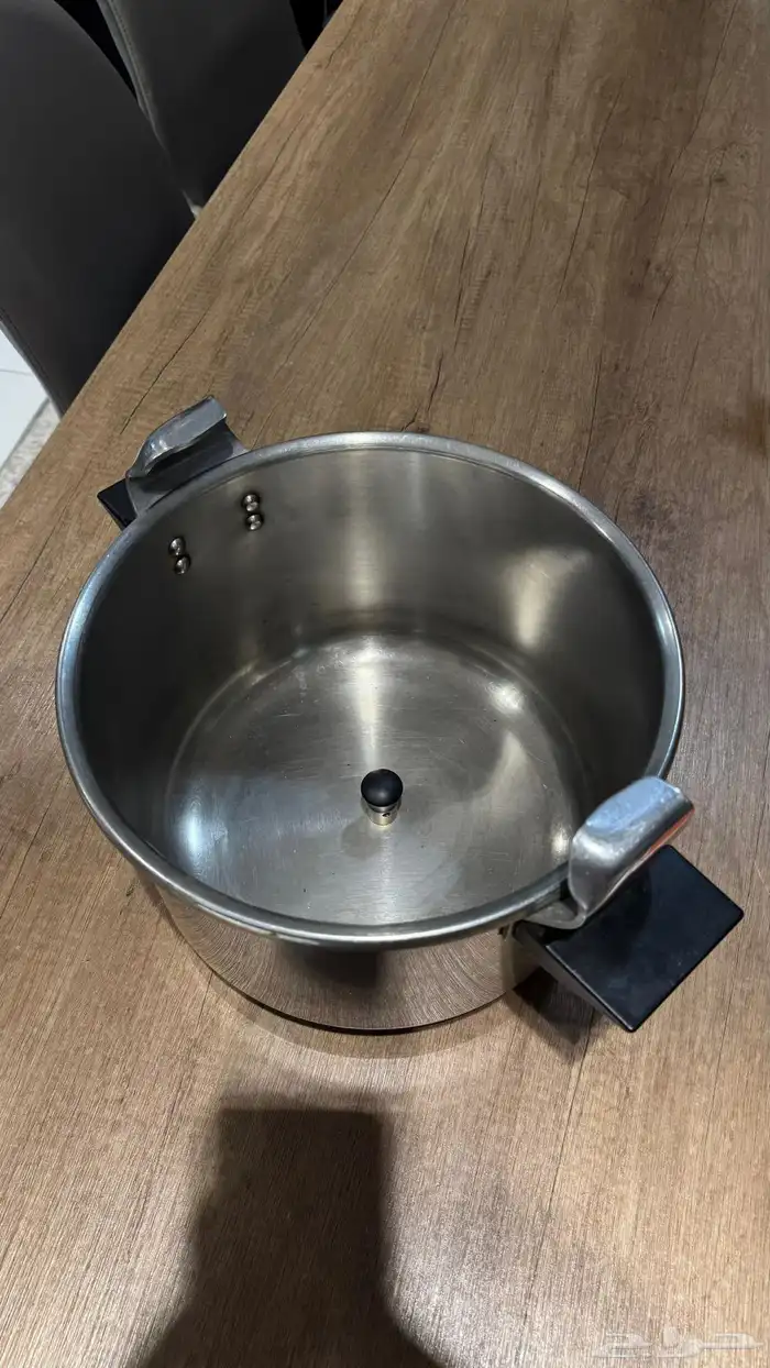 قدر ضغط اصلي نوع سيب فرنسي الصنع ونظيف جدا 2