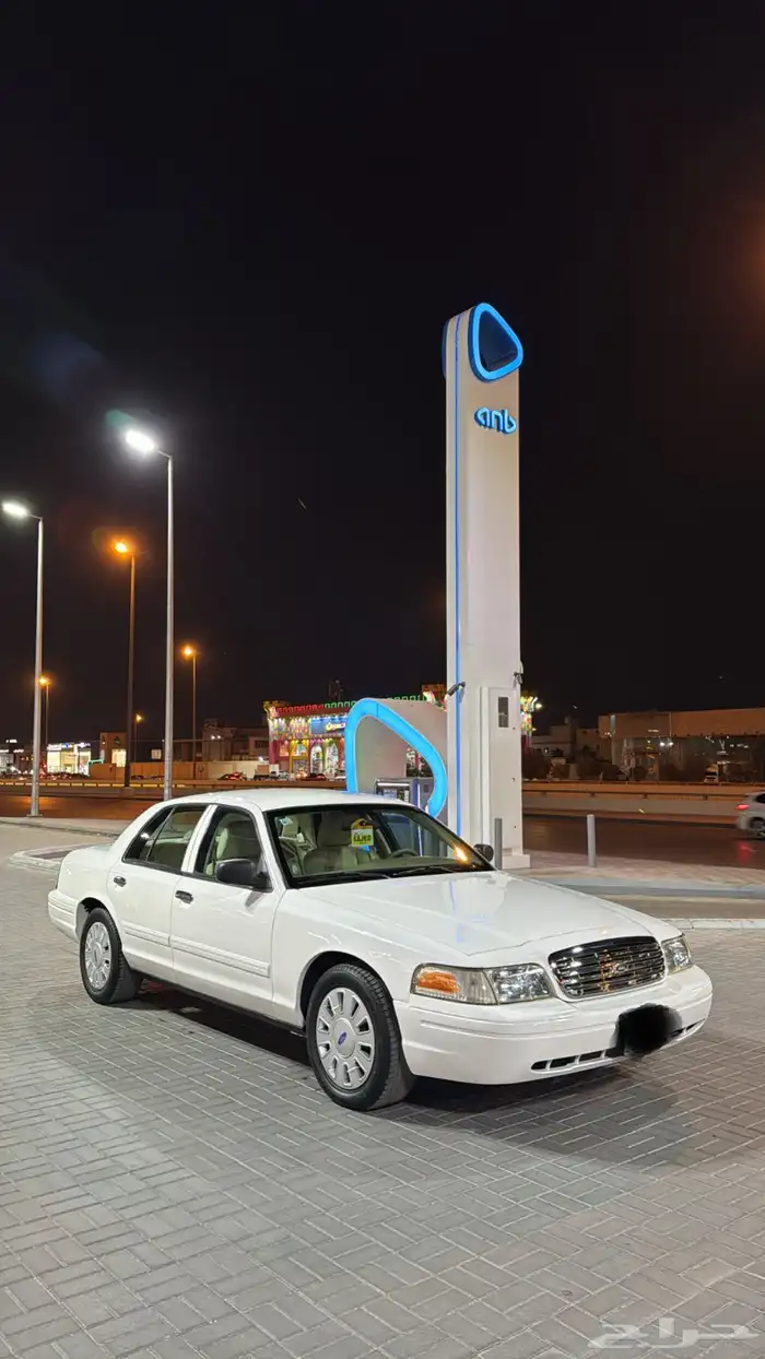 للبيع فورد كراونا فكتوريا بوليسي 2011 نضيف جدا 0