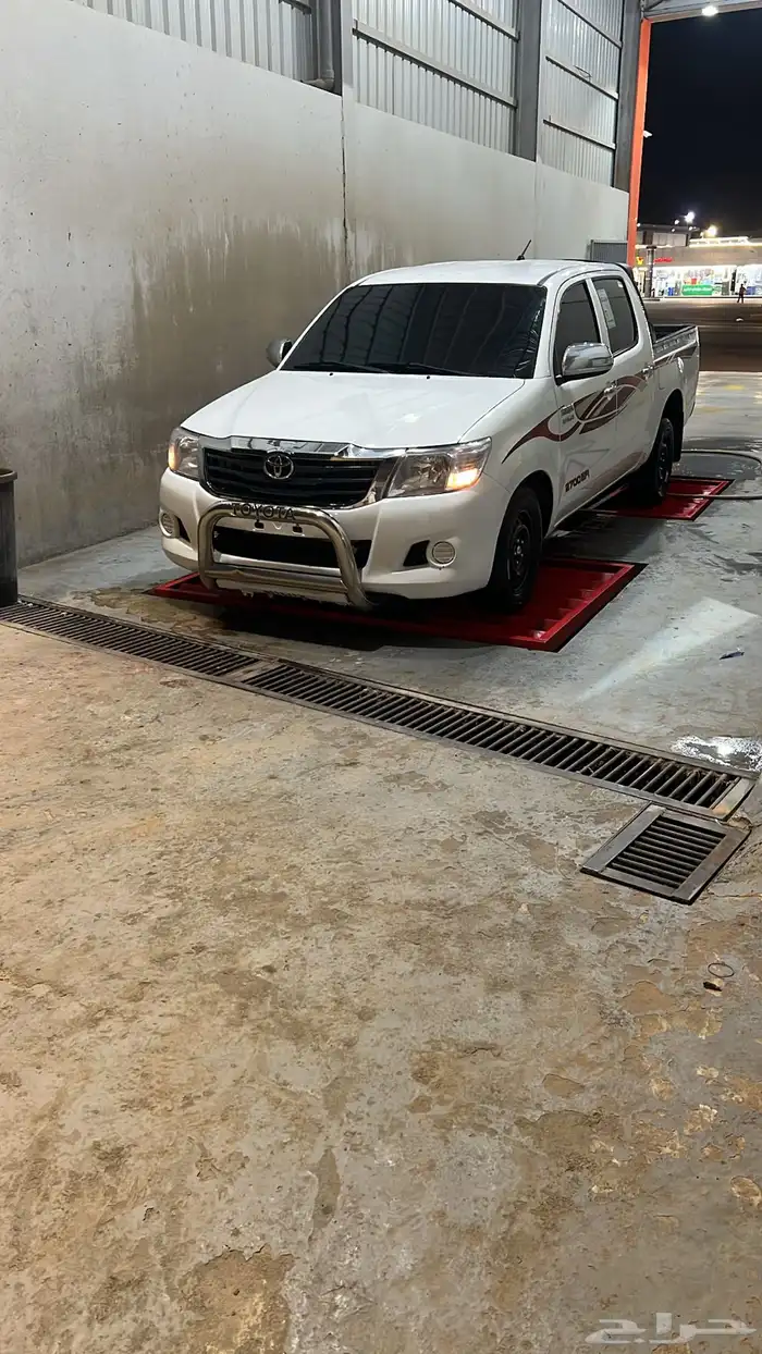 هايلكس 2012 للبدل فقط 2