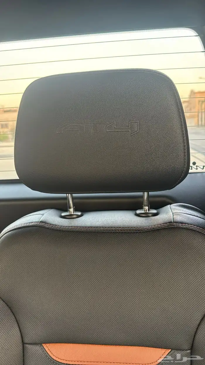 جمس سيرا 2021 AT4مخزن شبه الاصفار 18