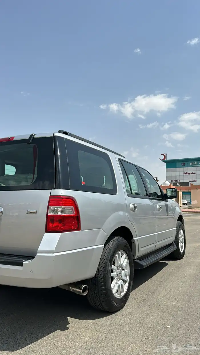 فورد اكسبديشن 2012 مشروط 12