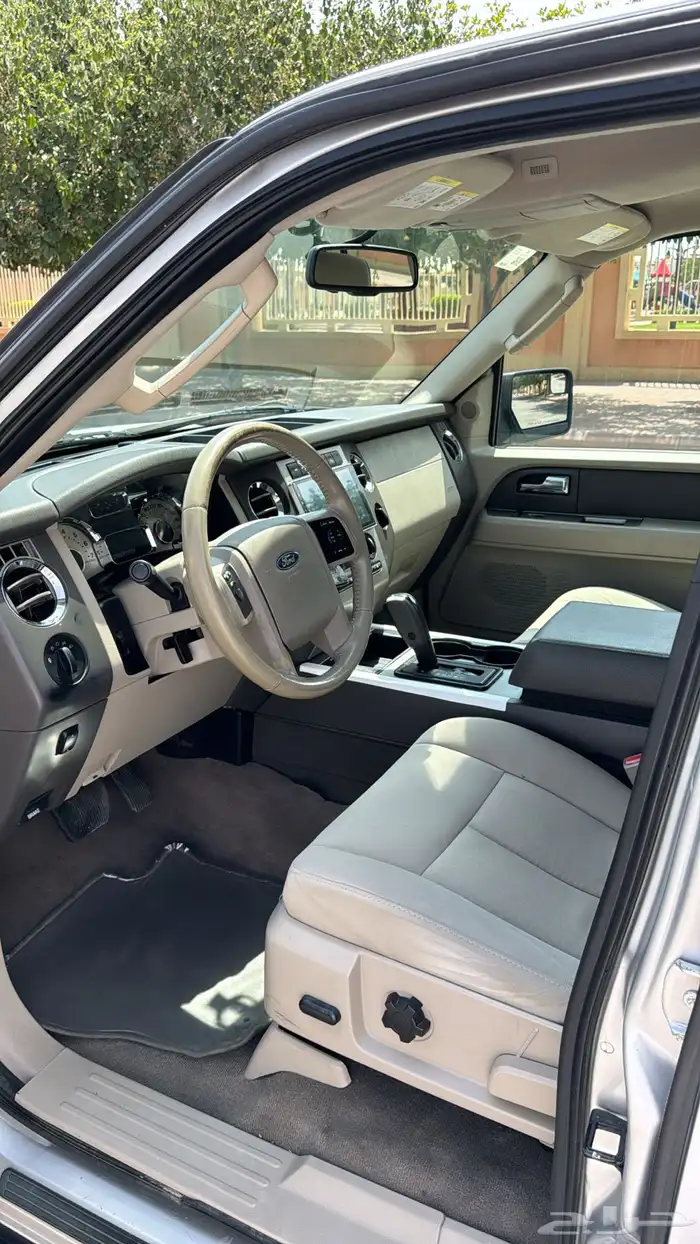 فورد اكسبديشن 2012 مشروط 14