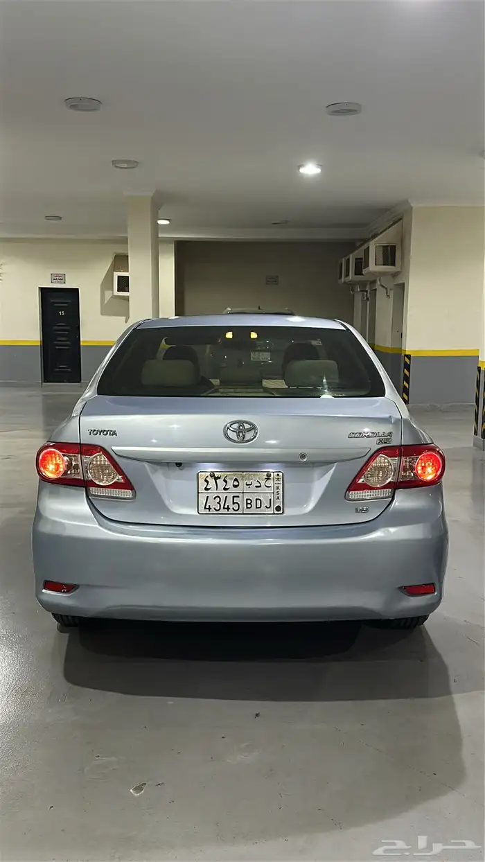 تويوتا كورولا 2013 للبيع 4