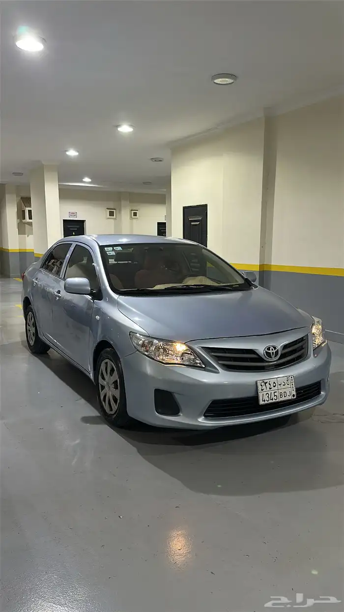 تويوتا كورولا 2013 للبيع 2
