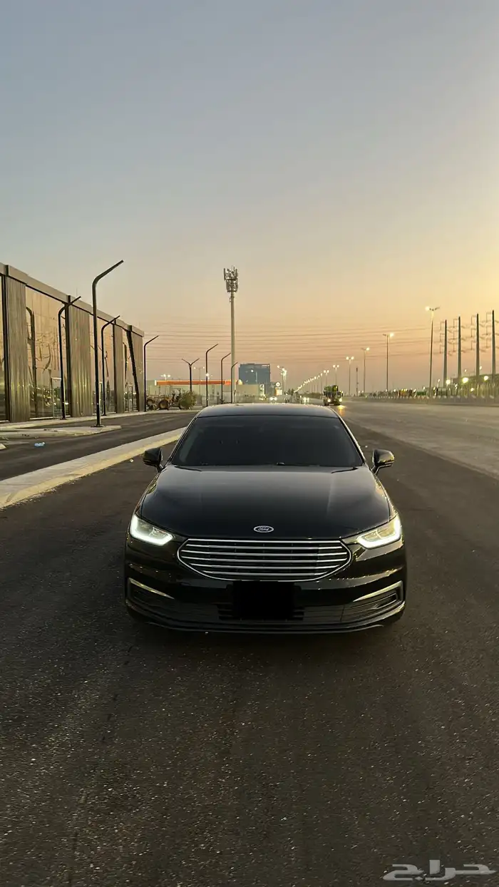 فورد تورس 2021 ستاندر 2