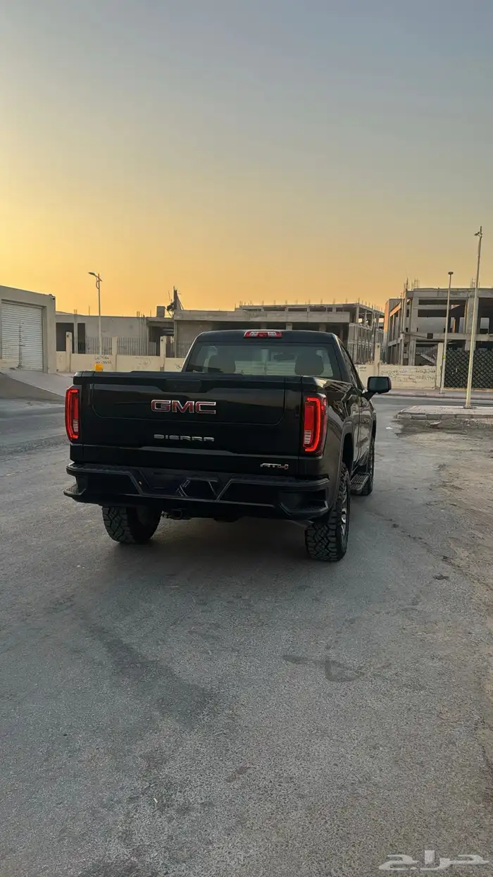 جمس سيرا 2021 AT4مخزن شبه الاصفار 3