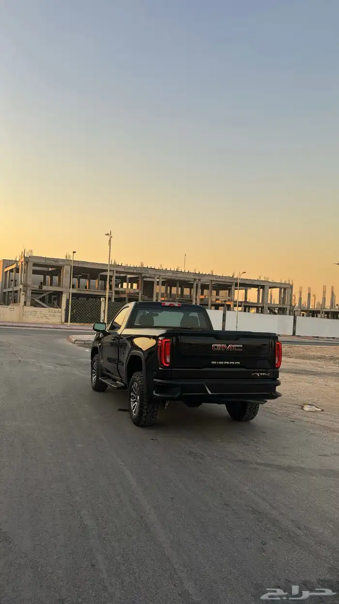 جمس سيرا 2021 AT4مخزن شبه الاصفار 2