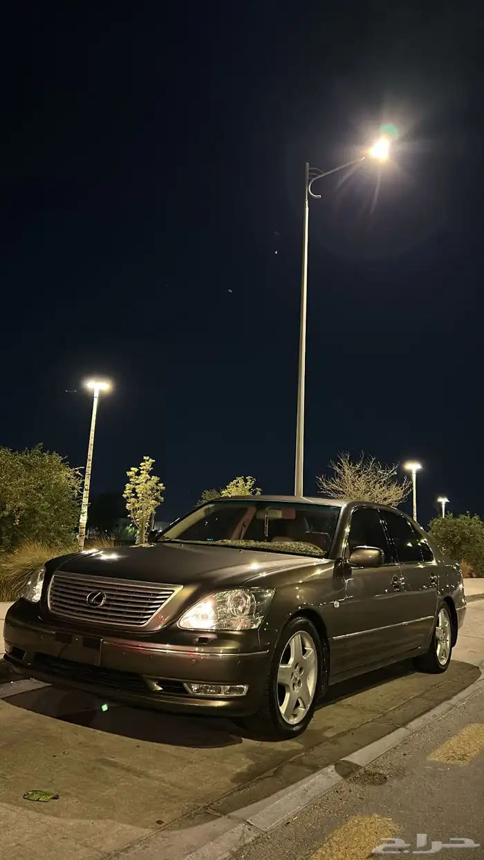 للبيع لكزس 4 0