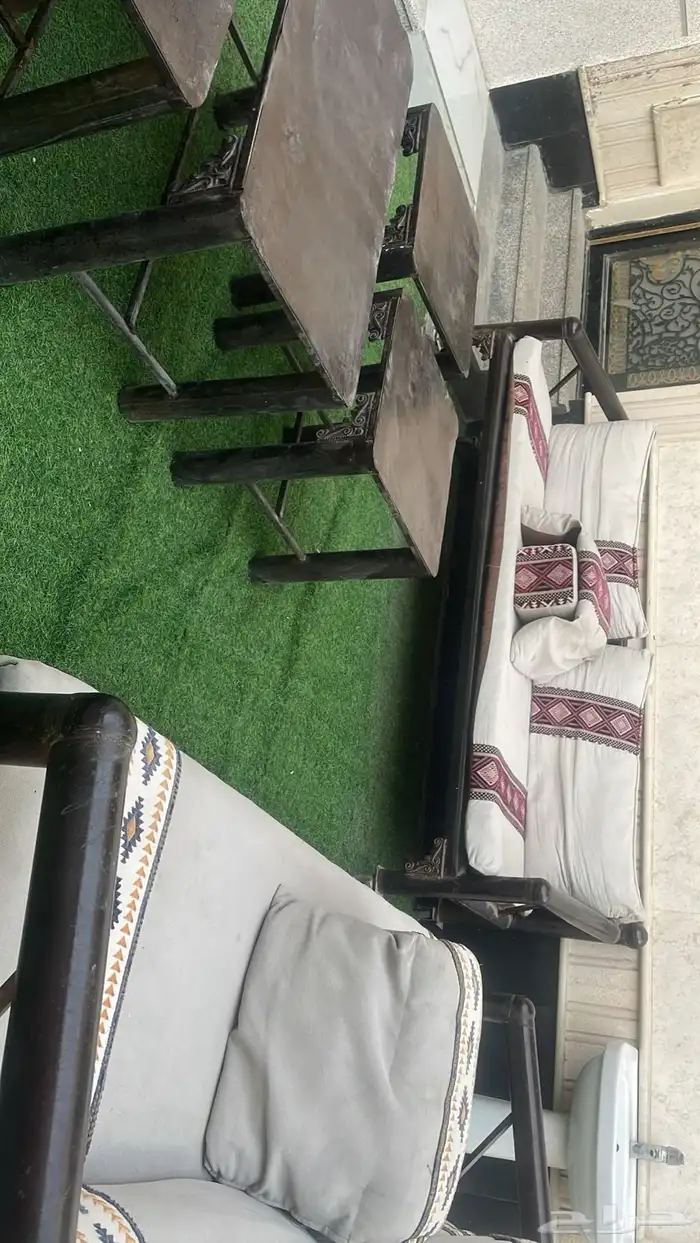 كراسي حديد 0