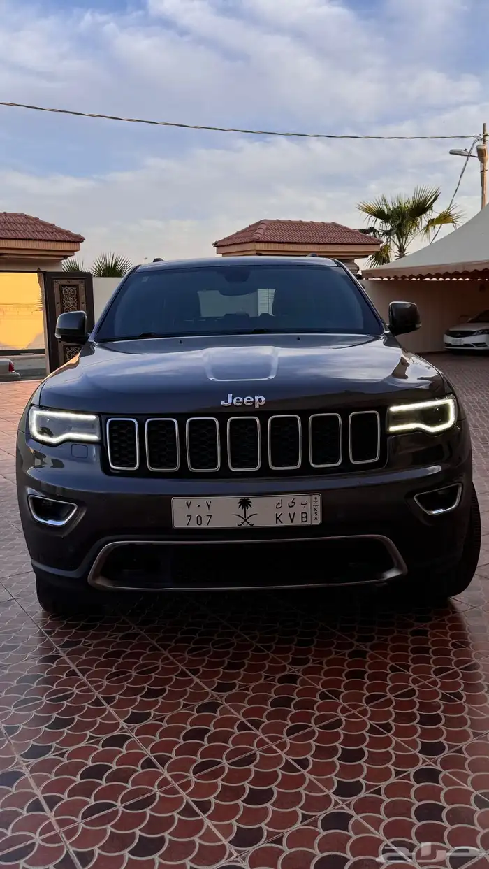 جيب جراند شيروكي 0