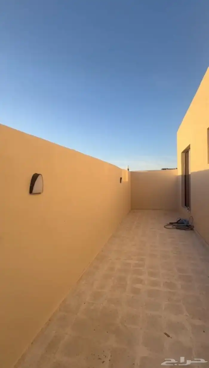 للإيجار غرفه وصاله في الخرج مؤثثه بالكامل في حي الجامعه 1