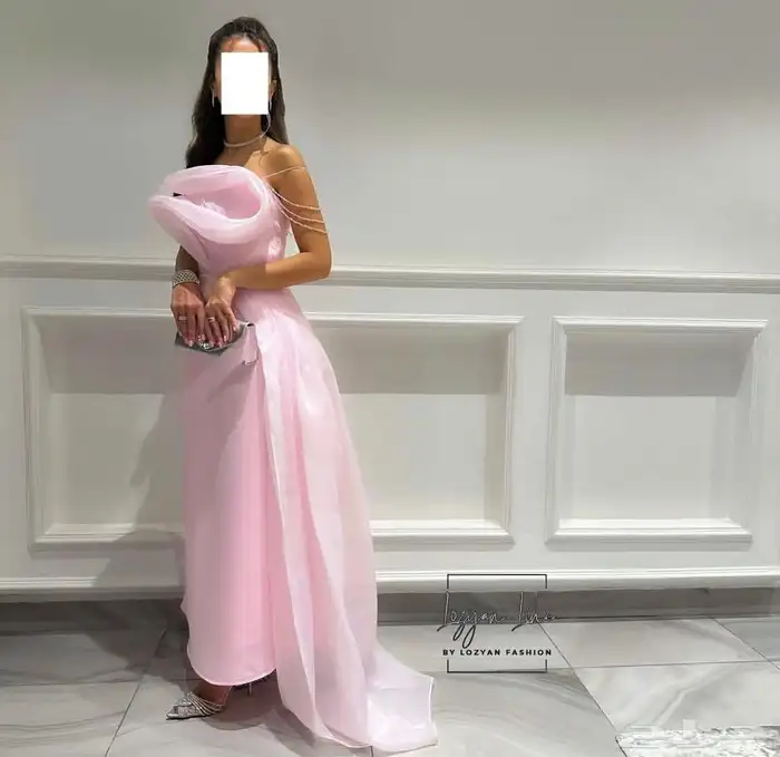 فستان سهره من مصممه إماراتيه 0