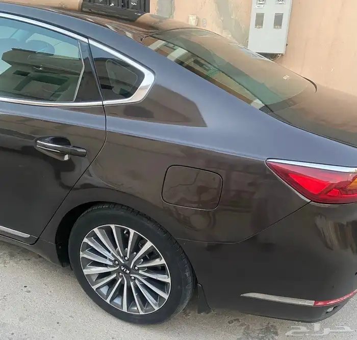 للبيع كيا كادنزا موديل 2018 6