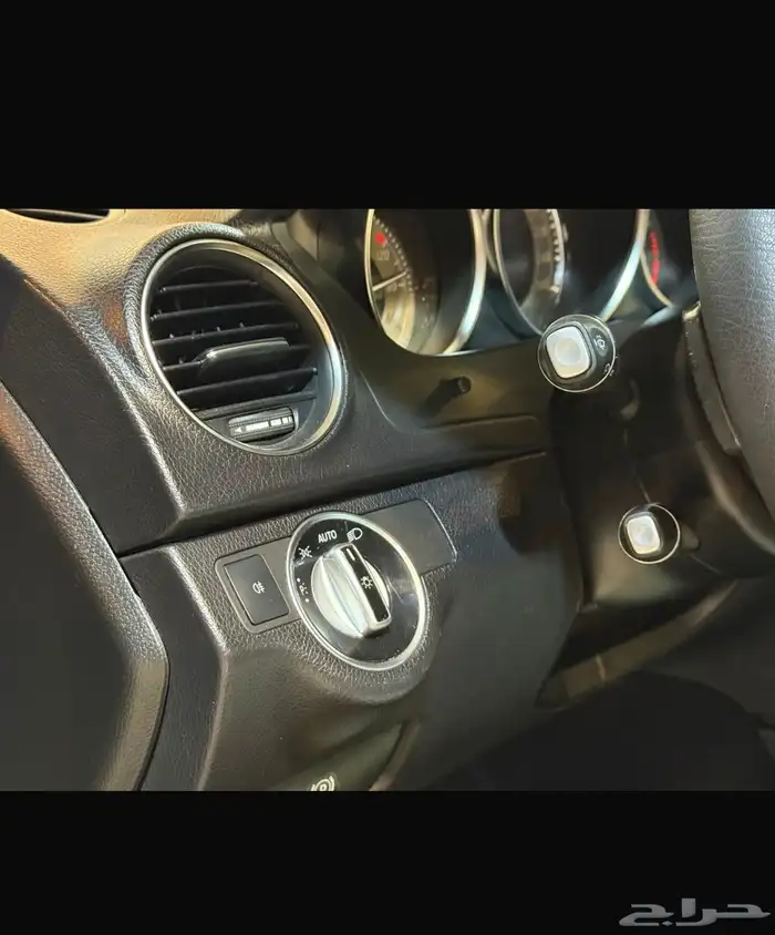 مرسيدس C200 موديل 2014 8