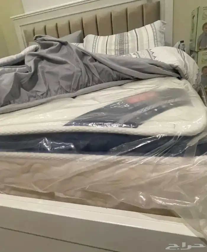 سرير نفرين 180 في 200 بدون خدوش 1