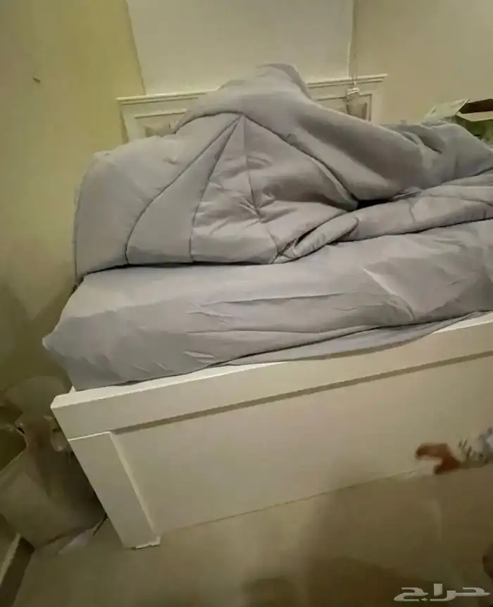 سرير نفرين 180 في 200 بدون خدوش 2