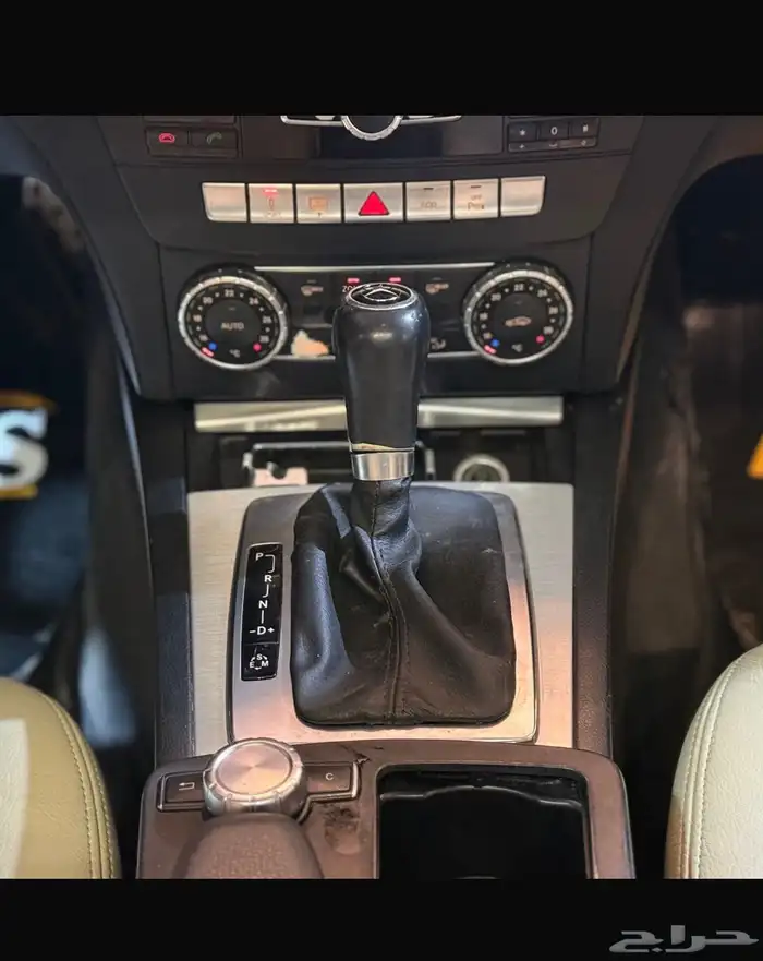 مرسيدس C200 موديل 2014 18