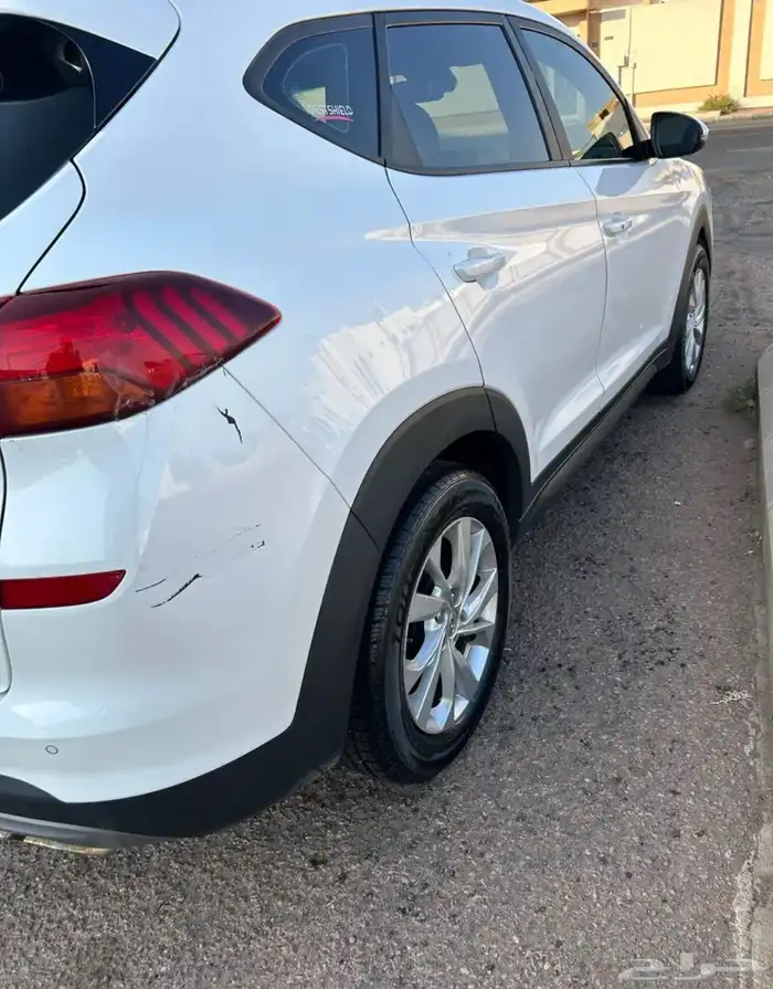 توسان 2019 ديزل مكينة كبير للبدل او للبيع نضيف 4