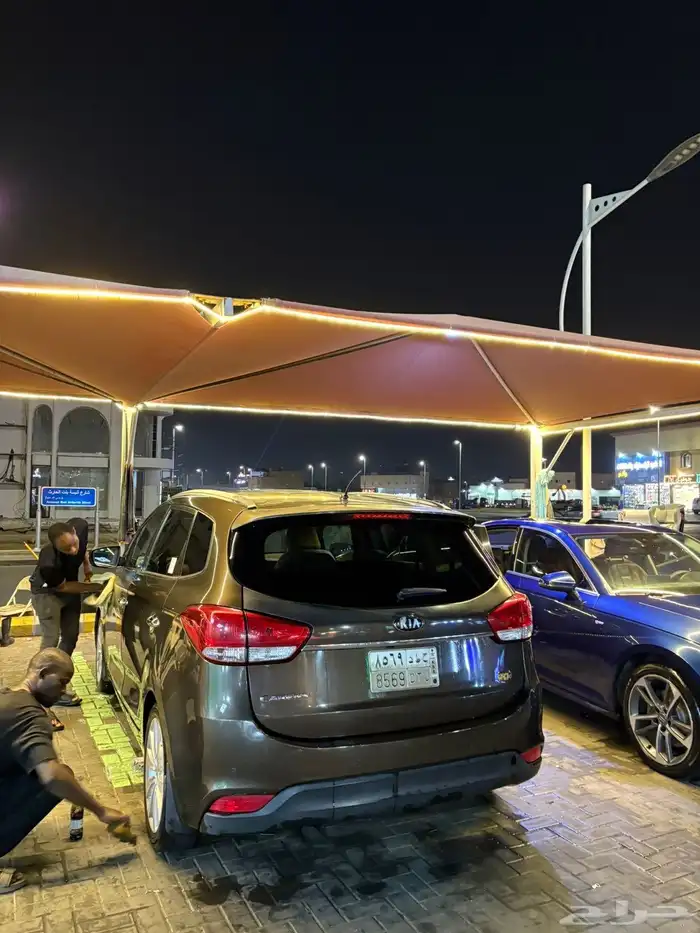 كيا كارينز موديل 2015 ممشى 172 الف 3