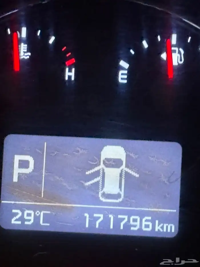 كيا كارينز موديل 2015 ممشى 172 الف 8