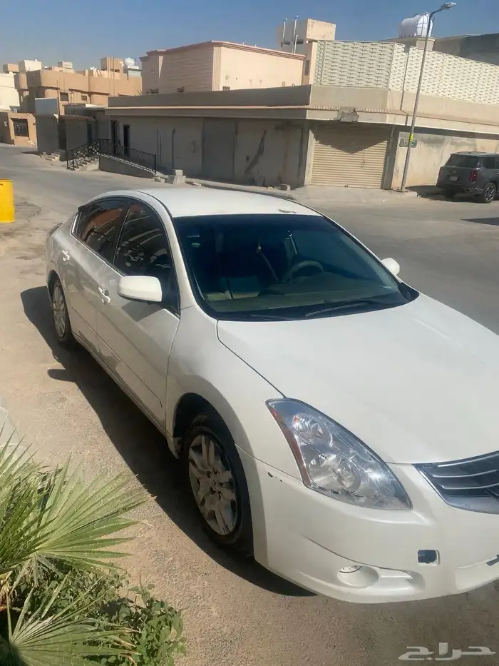 التيما نيسان بيع او بدل 4