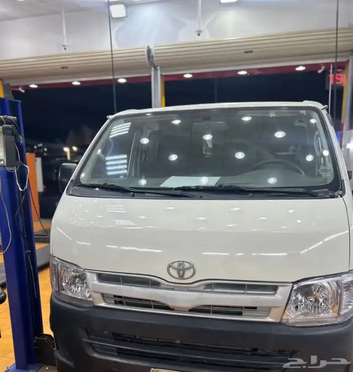 فان اجار للشركات والموسسات مع السايق 0