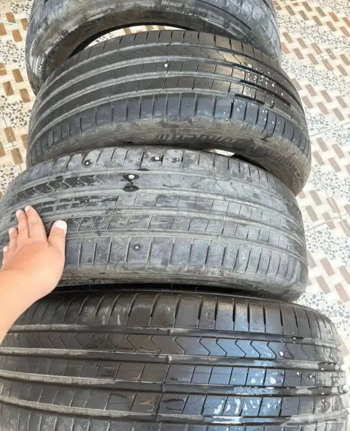 كفرات مقاس 17 تاريخ 24 حجم 215 55 17 هنكوك 6