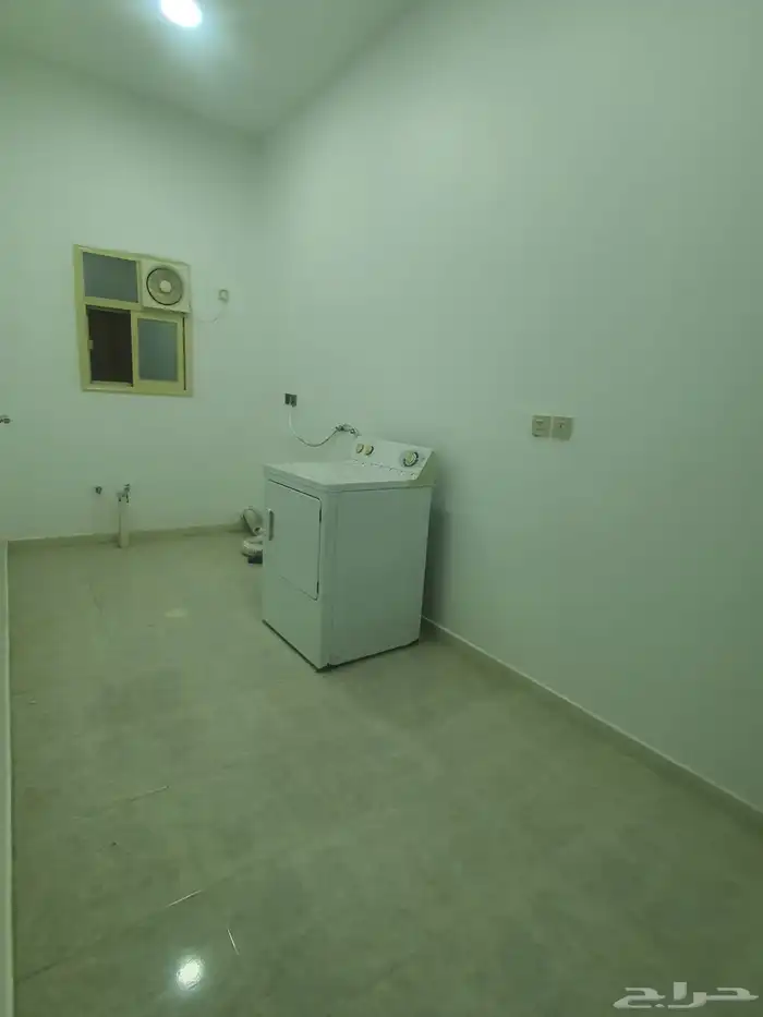 للبيع عمارة دور وشقتين خلف الجداف المحالة 25