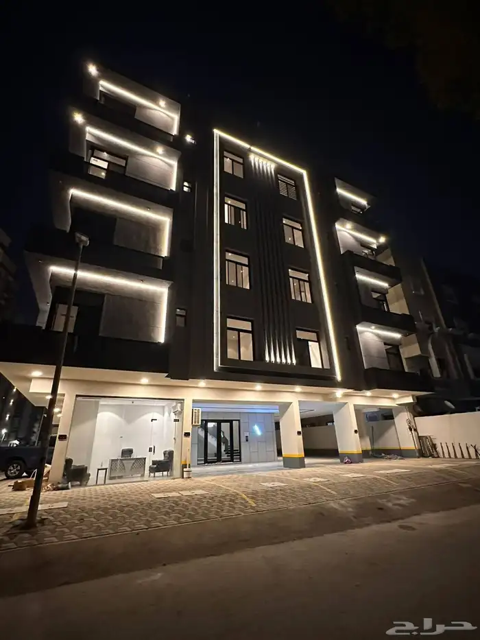 شقة فاخرة للبيع .. حي السلامه 2 1