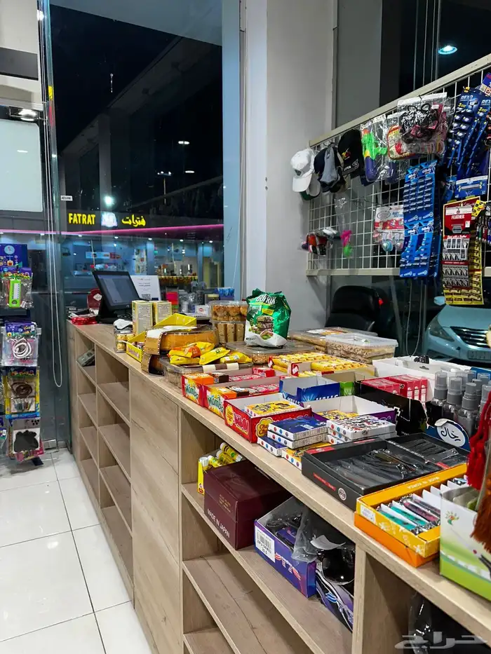 تموينات للبيع مع السجل مجهزه بالكامل 3