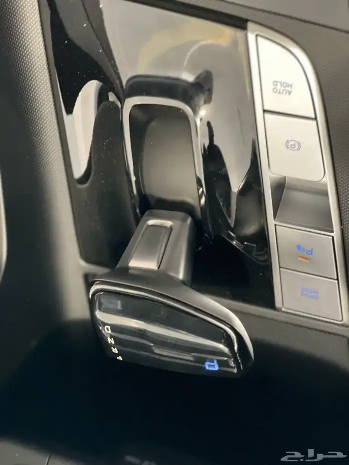 النترا 2025 كمفورت ابيض ( اصفار) 19